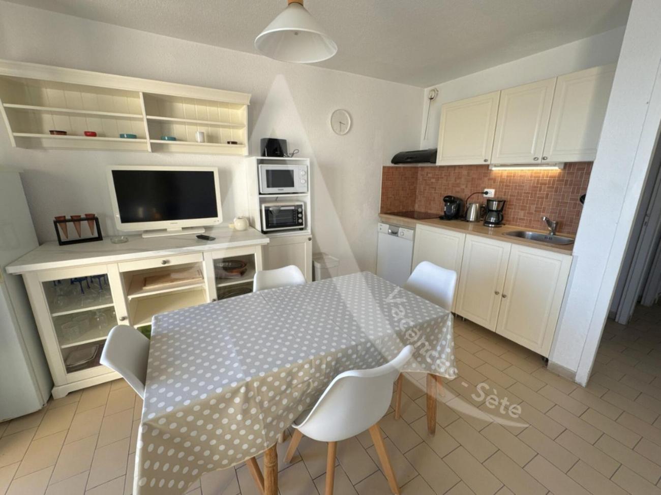 40 M², 1Ere Ligne Mer, Dernier Etage Avec Ascenseur Sète Eksteriør billede